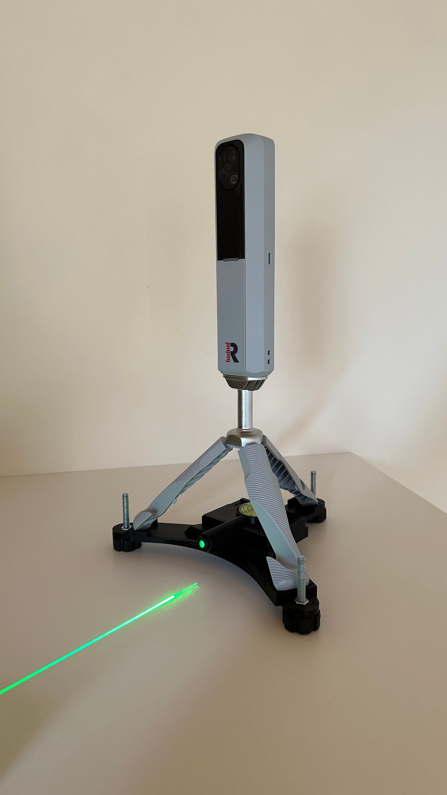 Rechargeable Rapsodo MLM 2 Pro alignment tool (Red or Green laser)