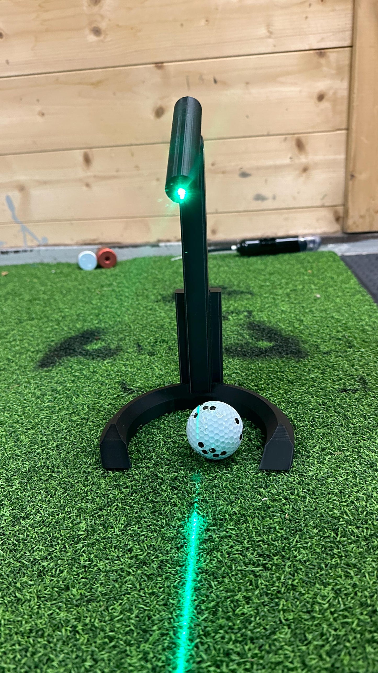 Laser golf sim alignment and putting